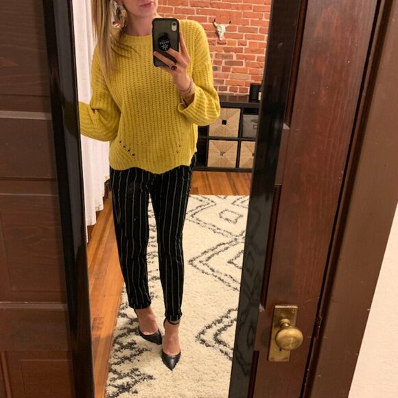 Main Strip Vibrant Yellow Boxy Knit Sweater Size Small - Picture 2 of 12